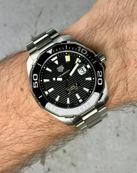 Tag Heuer Aquaracer 300M Calibre 5 Ref. WAY201A | Full-Set 2019 | 43mm | Automatic | Black Dial | Top