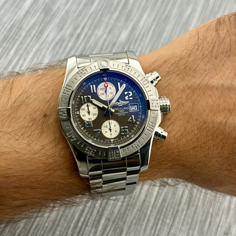 Breitling Avenger II Ref. A1338111 | Full-Set 2017 | Serviced 05/2024 | Grey Dial | 43mm | Automatic | Top | VIP
