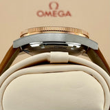 Omega Seamaster 300 Ref. 233.22.41.21.01.002 | Full-Set 09/2026 | Omega Garantie 09/2031 | NEU | Unworn | 18 Karat Sedna™ Roségold