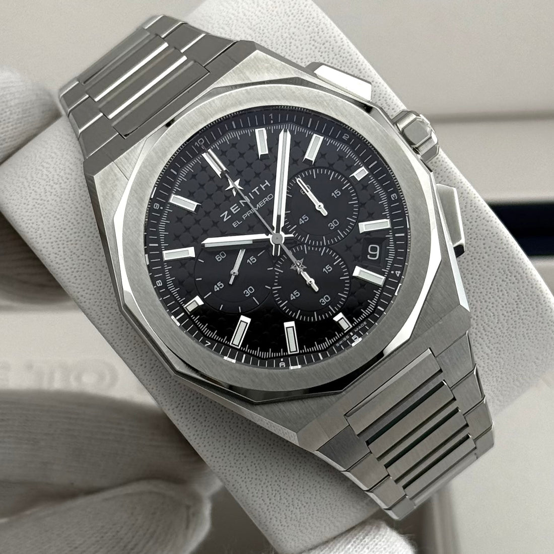 Zenith Defy Skyline Chrono Ref. 03.9500.3600/21.I001 | Full-Set 11/2024 | Unworn | Ungetragen | Black Dial | 42mm