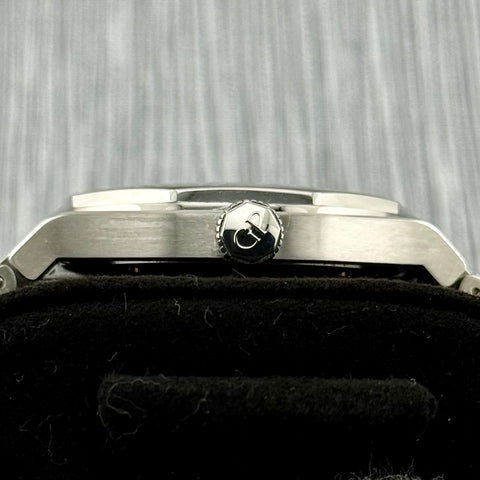Girard Perregaux Laureato Ref. 81010-11-3153- 1CM | Full-Set 02/2025 | Unworn | 42mm | Automatic | Green Dial | Top | VIP