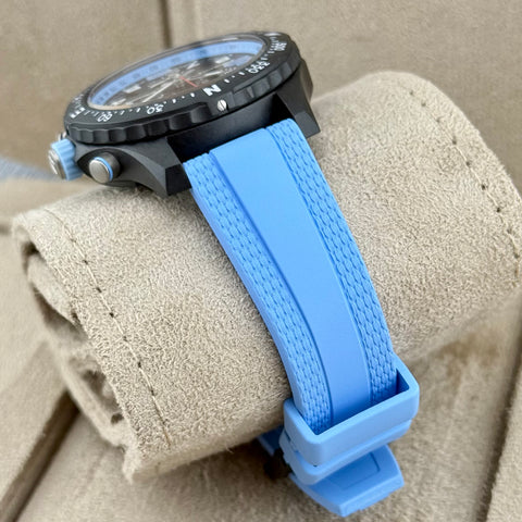 Breitling Endurance Pro 38 Ref. X83310281B1S1 | Full-Set 08/2025 | NEW | NEU | Tiffany Blau | 38mm | Top