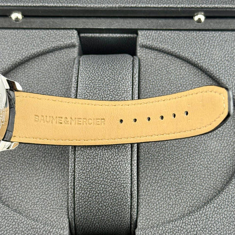 Baume & Mercier Clifton GMT Ref. M0A10316 | Full-Set 06/2023 | Unworn | Ungetragen | 43mm | Blue Dial