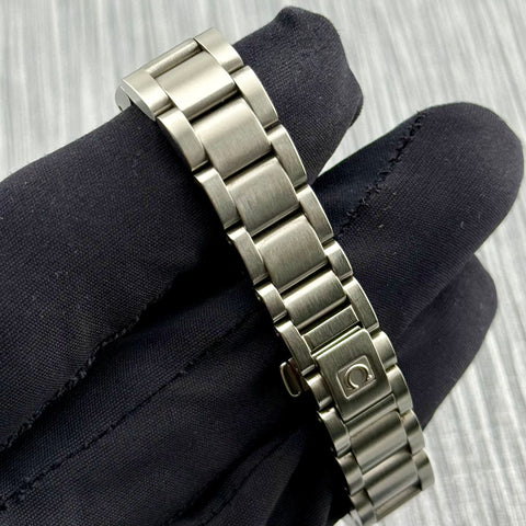 Omega Seamaster Aqua Terra Ref. 2577.50 | Quartz | 29mm | Black Dial | Lady | Top | VIP
