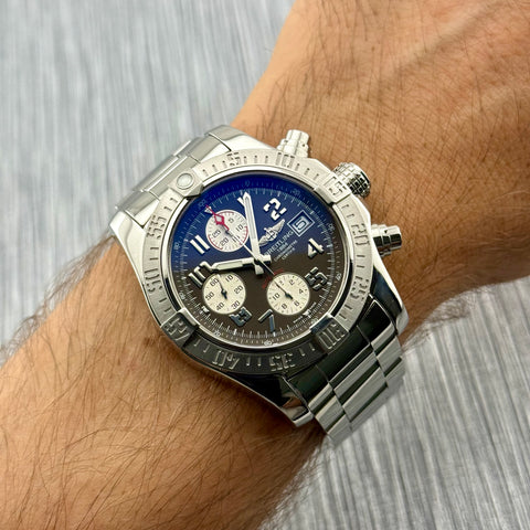 Breitling Avenger II Ref. A1338111 | Full-Set 2017 | Serviced 05/2024 | Grey Dial | 43mm | Automatic | Top | VIP