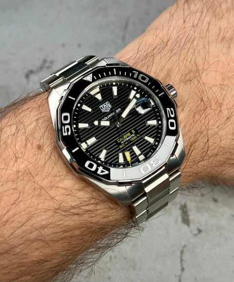 Tag Heuer Aquaracer 300M Calibre 5 Ref. WAY201A | Full-Set 2019 | 43mm | Automatic | Black Dial | Top