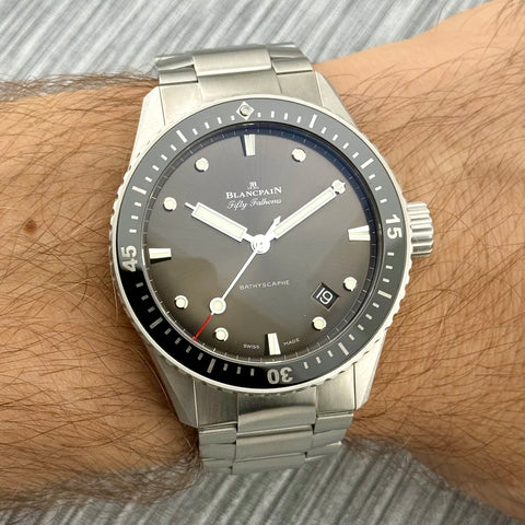 Blancpain Fifty Fathoms Bathyscaphe Ref. 5000-1110-71s | Full-Set 2023 | Automatic | 43mm | Grey Dial | Top | VIP