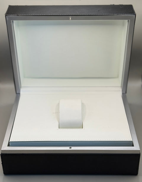 IWC Ingenieur Automatic 40 Ref. IW323902 | Full-Set 2014 | Black Dial | Top | VIP