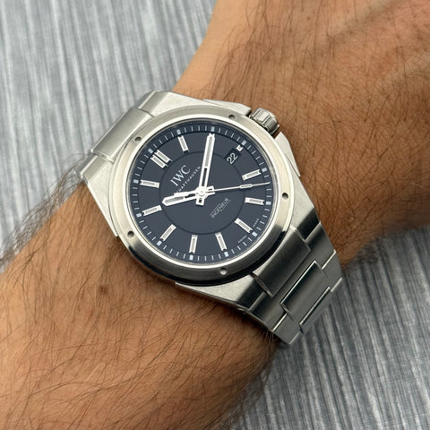 IWC Ingenieur Automatic 40 Ref. IW323902 | Full-Set 2014 | Black Dial | Top | VIP