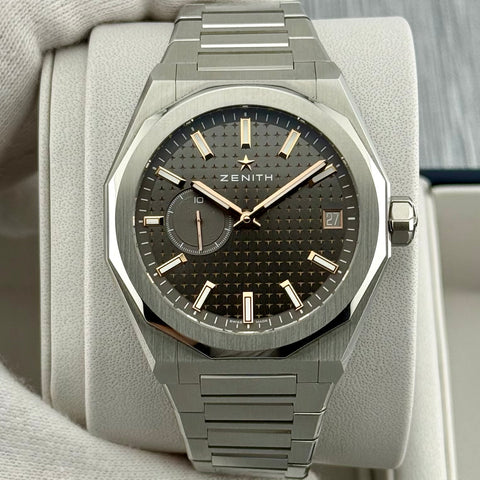 Zenith Defy Skyline Boutique Edition Ref. 03-9300-3620-02-I001 | Full-Set 06/2023 | Like New | 41mm | Automatic | Top