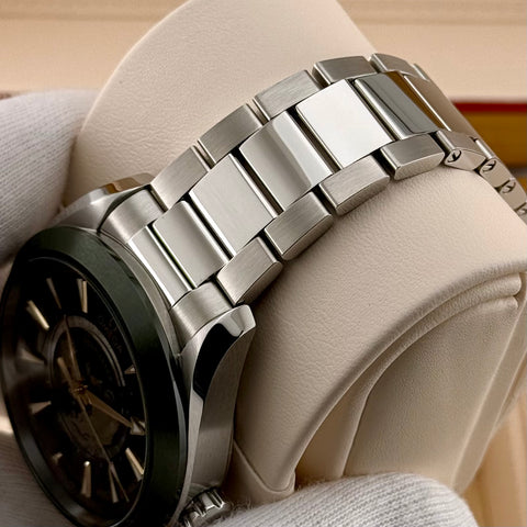 Omega Seamaster Aqua Terra Worldtimer Ref. 22030432210001 | Full-Set 03/2024 | Garantie 03/2029 | Like New | 43mm | Top