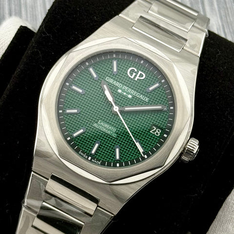 Girard Perregaux Laureato Ref. 81010-11-3153- 1CM | Full-Set 02/2025 | Unworn | 42mm | Automatic | Green Dial | Top | VIP