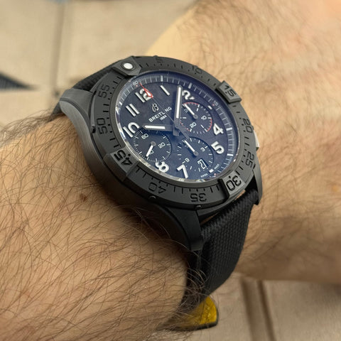 Breitling Avenger B01 Chronograph 44 Night Mission Ref. SB0147101B1X1 | Full-Set 07/2024 | Top Condition | Keramik | 44mm | Automatic | Top