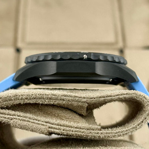 Breitling Endurance Pro Ref. X82310281B1S2 | Full-Set 02/2026 | NEU | Hellblau | 44mm | Quartz | Top