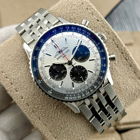 Breitling Navitimer B01 Chronograph 43 Ref. AB0138241G1A1 | Full-Set 04/2023 | Unworn | Ungetragen | Silver Panda Dial | Top