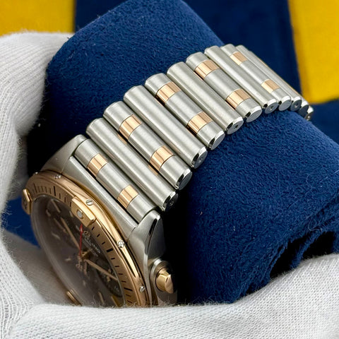 Breitling Chronomat B01 42 Ref. UB0134101B1U1 | Full-Set 01/2022 | Like New | Neuzustand | Roségold | Grey Dial | 42mm | Top