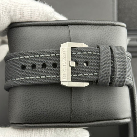Die Blancpain Fifty Fathoms Bathyscape Ref. 5000-1110-B52A | Full-Set 01/2024 | Unworn | Ungetragen | 43mm | Grey Dial | Top