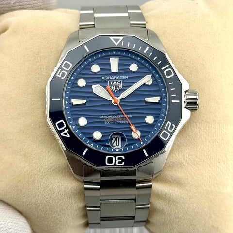 Tag Heuer Aquaracer Professional 300 Date Ref. WBP5111.BA0013 | Papiere 07/2024 | Tag Heuer Service 01/2026 | Blue Dial | 42mm