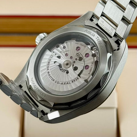 Omega Seamaster Aqua Terra Worldtimer Ref. 22030432210001 | Full-Set 03/2024 | Garantie 03/2029 | Like New | 43mm | Top