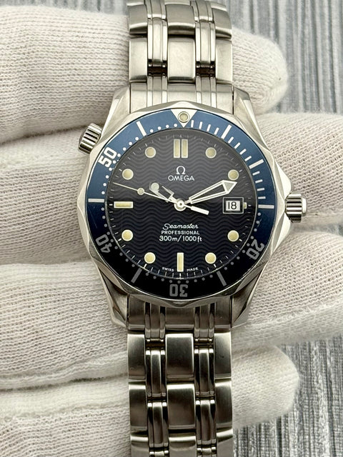 Omega Seamaster Professional Diver 300M Ref. 2561.80 | Serviced 09/2025 | Quartz | 36mm | Blue Wave Dial | Mid Size | Top | VIP