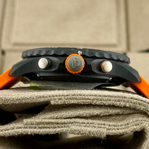 Breitling Endurance Pro Ref. X82310A51B1S2 | Full-Set 01/2026 | NEU | Quartz | Orange | Top