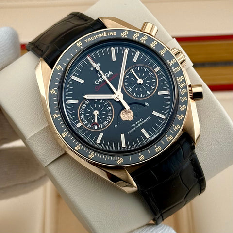 Omega Speedmaster Moonphase Ref. 304.63.44.52.01.001 | Full-Set 02/2025 | Garantie 02/2030 | 18k Roségold | 44,25mm | Top