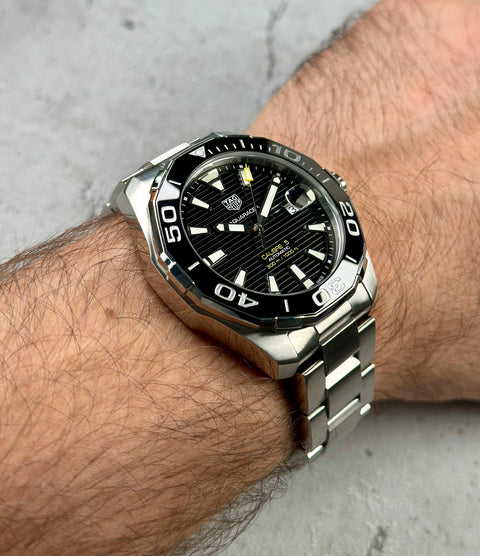 Tag Heuer Aquaracer 300M Calibre 5 Ref. WAY201A | Full-Set 2019 | 43mm | Automatic | Black Dial | Top