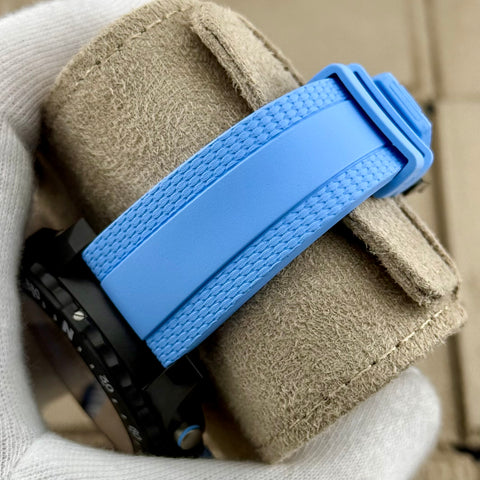 Breitling Endurance Pro Ref. X82310281B1S2 | Full-Set 02/2026 | NEU | Hellblau | 44mm | Quartz | Top