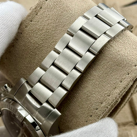 Breitling Avenger Chronograph 43 Ref. A13385101B1A1 | Full-Set 10/2025 | NEU | NEW | Unworn | Automatic | 43mm | Top