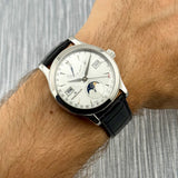 Jaeger-LeCoultre Master Calendar Ref. Q151842A | Full-Set 2007 | Serviced 07/2026 | Day-Date-Month | 40mm | Silver Dial | Top
