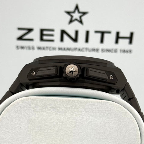 Zenith Defy Extreme Chronograph Ref. 97-9100-9004-02-I001 | Full-Set 12/2024 | Garantie 12/2029 | 45mm | Unworn | Ungetragen | Titan | Top
