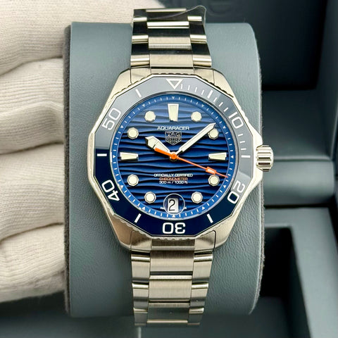 Tag Heuer Aquaracer 300m Ref. WBP5111.BA001 | Full-Set 04/2025 | Tag Heuer Garantie 04/2030 | Unworn | Ungetragen | 42mm | Blue Wave Dial | Top