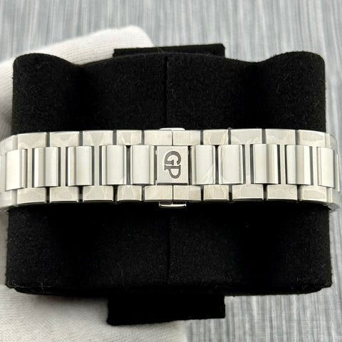 Girard Perregaux Laureato Ref. 81010-11-3153- 1CM | Full-Set 02/2025 | Unworn | 42mm | Automatic | Green Dial | Top | VIP
