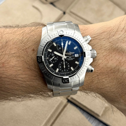 Breitling Avenger Chronograph 43 Ref. A13385101B1A1 | Full-Set 10/2025 | NEU | NEW | Unworn | Automatic | 43mm | Top