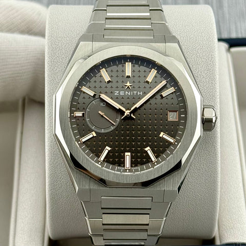 Zenith Defy Skyline Boutique Edition Ref. 03-9300-3620-02-I001 | Full-Set 06/2023 | Like New | 41mm | Automatic | Top