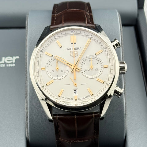 Tag Heuer Carrera Heuer 02 Chronograph Ref. CBN2013.FC6483 | Full-Set 03/2025 | Unworn | Ungetragen | Tag Heuer Garantie 03/2027 | Chronograph | 42mm | Silver Dial | VIP