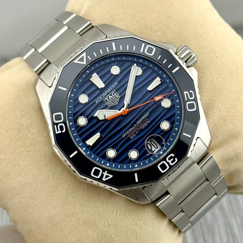 Tag Heuer Aquaracer Professional 300 Date Ref. WBP5111.BA0013 | Papiere 07/2024 | Tag Heuer Service 01/2026 | Blue Dial | 42mm