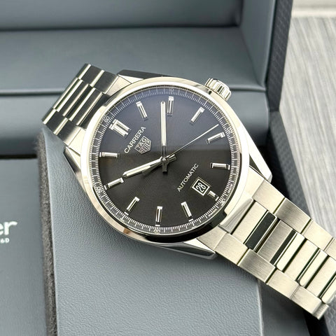 Tag Heuer Carrera Date Calibre 5 Ref. WBN2110.BA0639 | Full-Set 02/2024 | Like New | Black Dial | 39mm | Top