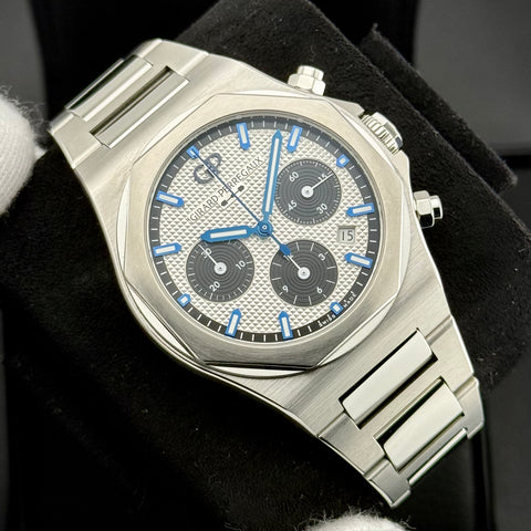 Girard-Perregaux Laureato Chronograph 42 Ref. 81020-11-131-11A | Full-Set 01/2023 | GP Garantie 01/2028 | Panda Dial | Like New | VIP