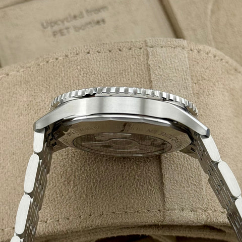 Breitling Navitimer B01 Chronograph 46 Ref. AB0137241L1A1 | Full-Set 04/2022 | Green Dial | Breitling Garantie 04/2027