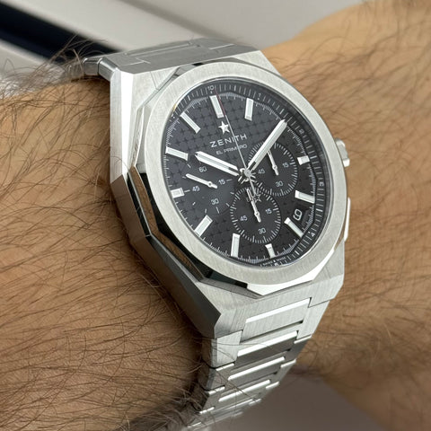 Zenith Defy Skyline Chrono Ref. 03.9500.3600/21.I001 | Full-Set 11/2024 | Unworn | Ungetragen | Black Dial | 42mm