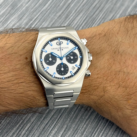 Girard-Perregaux Laureato Chronograph 42 Ref. 81020-11-131-11A | Full-Set 01/2023 | GP Garantie 1/2028 | Panda | Top Condition