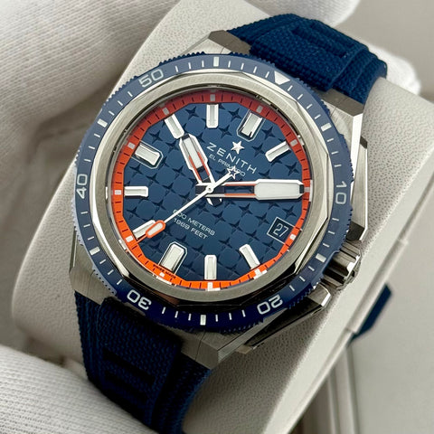 Zenith Defy Extreme Diver Ref. 95.9601.3620/51.I301 | Full-Set 04/2026 | NEU | Unworn | Titan | 42.5mm | Blue | Top