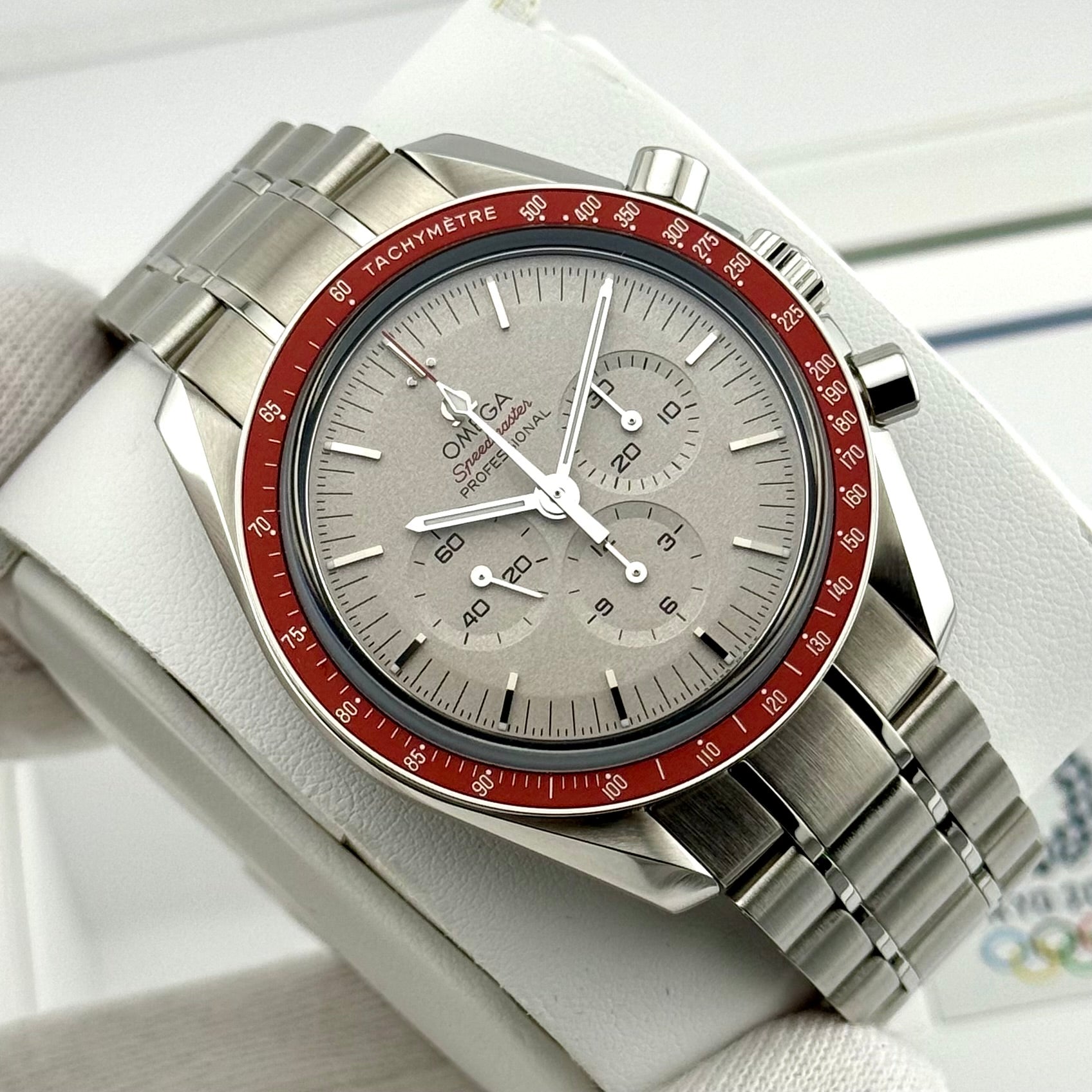 Omega Speedmaster Moonwatch Tokyo 2020 „Rising Sun“ Ref. 5223042300600 ...