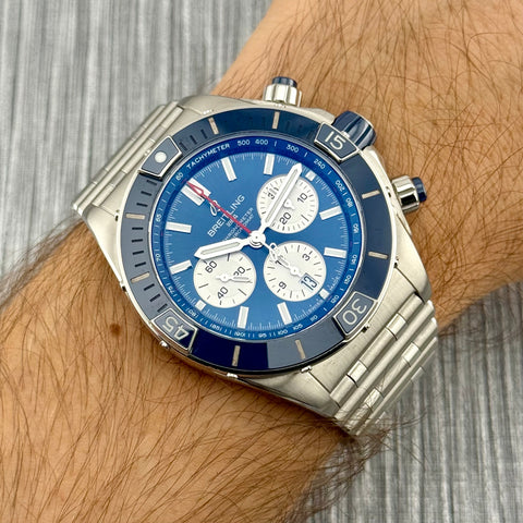 Breitling Super Chronomat B01 Chronograph Ref. AB0136161C1A1 | Full-Set 2021 | Blue Dial | Erstkaufrechnung | 44mm | Keramik Lünette | Top