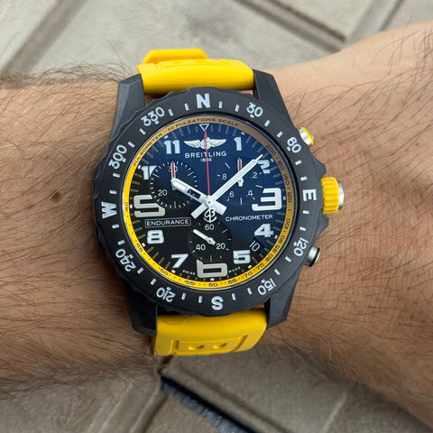 Breitling Endurance Pro Ref. X82310A41B1S1 | Full-Set 07/2023 | Yellow | Gelb | X82310 | Top | VIP