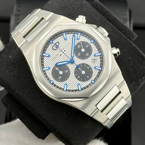 Girard-Perregaux Laureato Chronograph 42 Ref. 81020-11-131-11A | Full-Set 1/2023 | GP Garantie 1/2028 | Panda | Top Condition