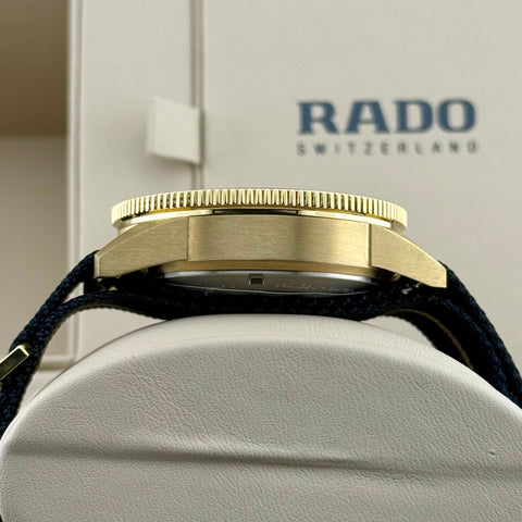 Rado Captain Cook Automatic Chronograph Ref. R32146208 | Full-Set 2026 | Unworn | NEW | Bronze | 43mm | Blue Dial | Top