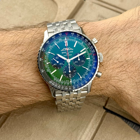 Breitling Navitimer B01 Chronograph 46 Ref. AB0137241L1A1 | Full-Set 04/2022 | Green Dial | Breitling Garantie 04/2027