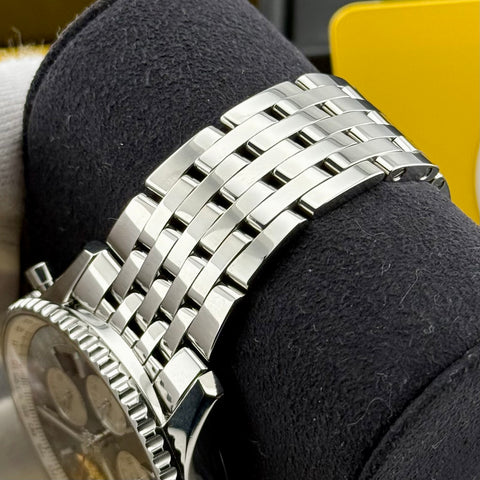 Breitling Navitimer 01 Ref. AB012012/BB01 | Full-Set 07/2014 | Serviced 01/2026 | 43mm | Chronograph | Black Dial | Top